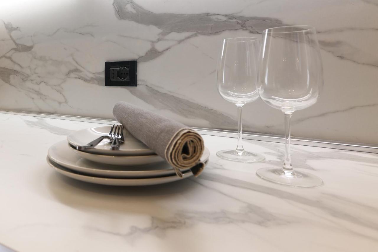Contempora Apartments - Ampio Monolocale Medici 7 Милано Екстериор снимка