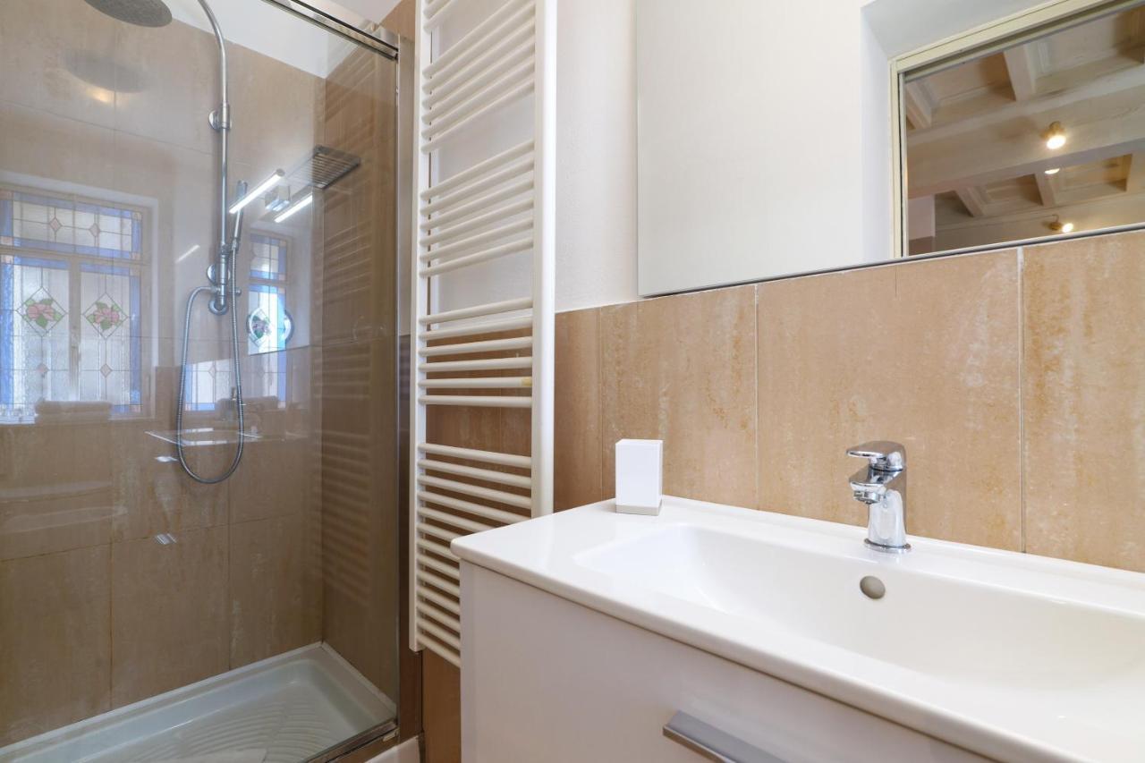 Contempora Apartments - Ampio Monolocale Medici 7 Милано Екстериор снимка